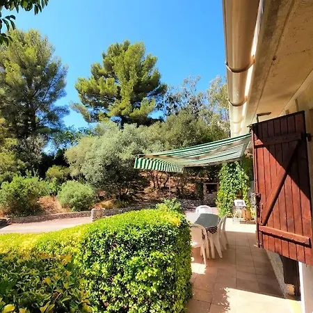 Charmant Rez De Climatise Renove, 90m2 Avec Parking Apartment Cassis