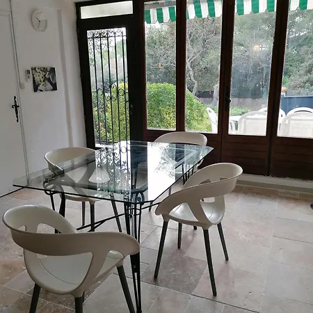 Charmant Rez De Climatise Renove, 90m2 Avec Parking * Cassis
